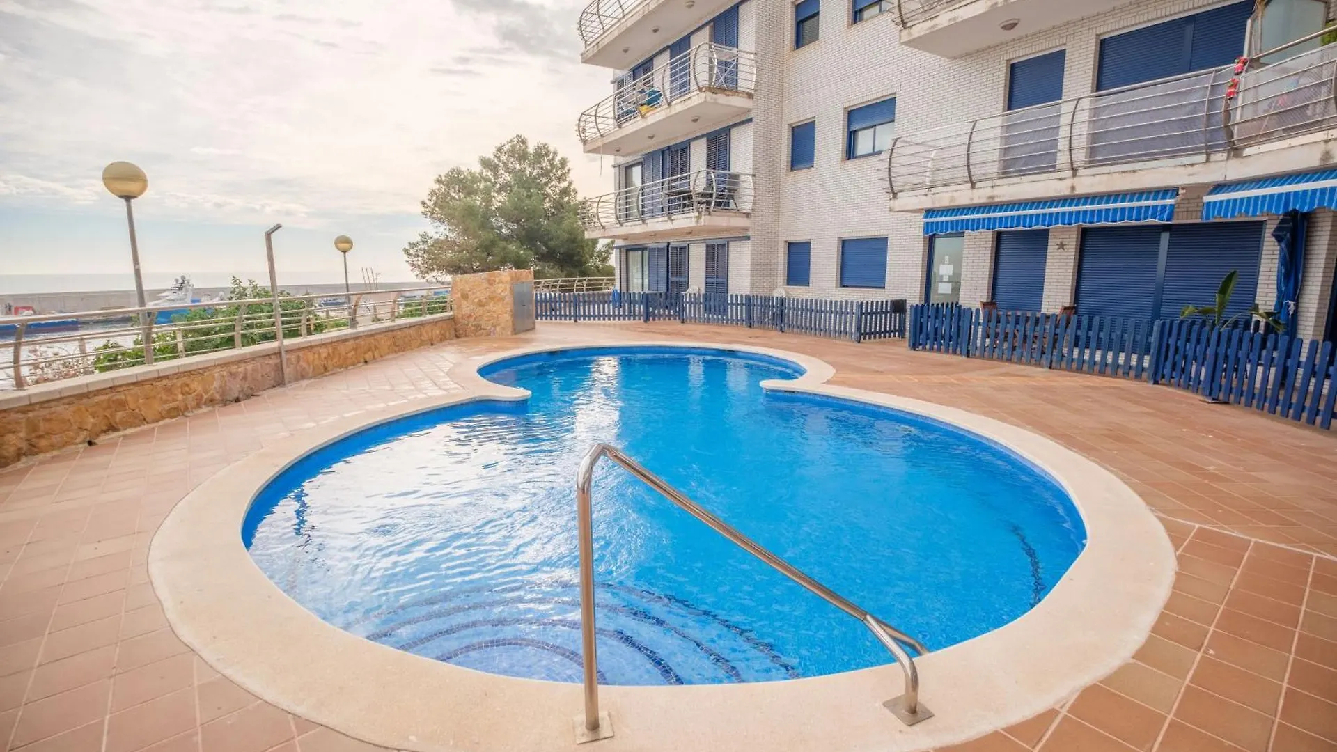 Increible apartamento con piscina L'Ametlla de Mar España